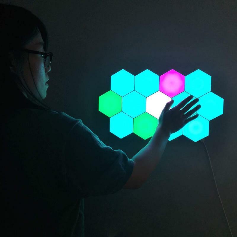 Cool Hex wall light